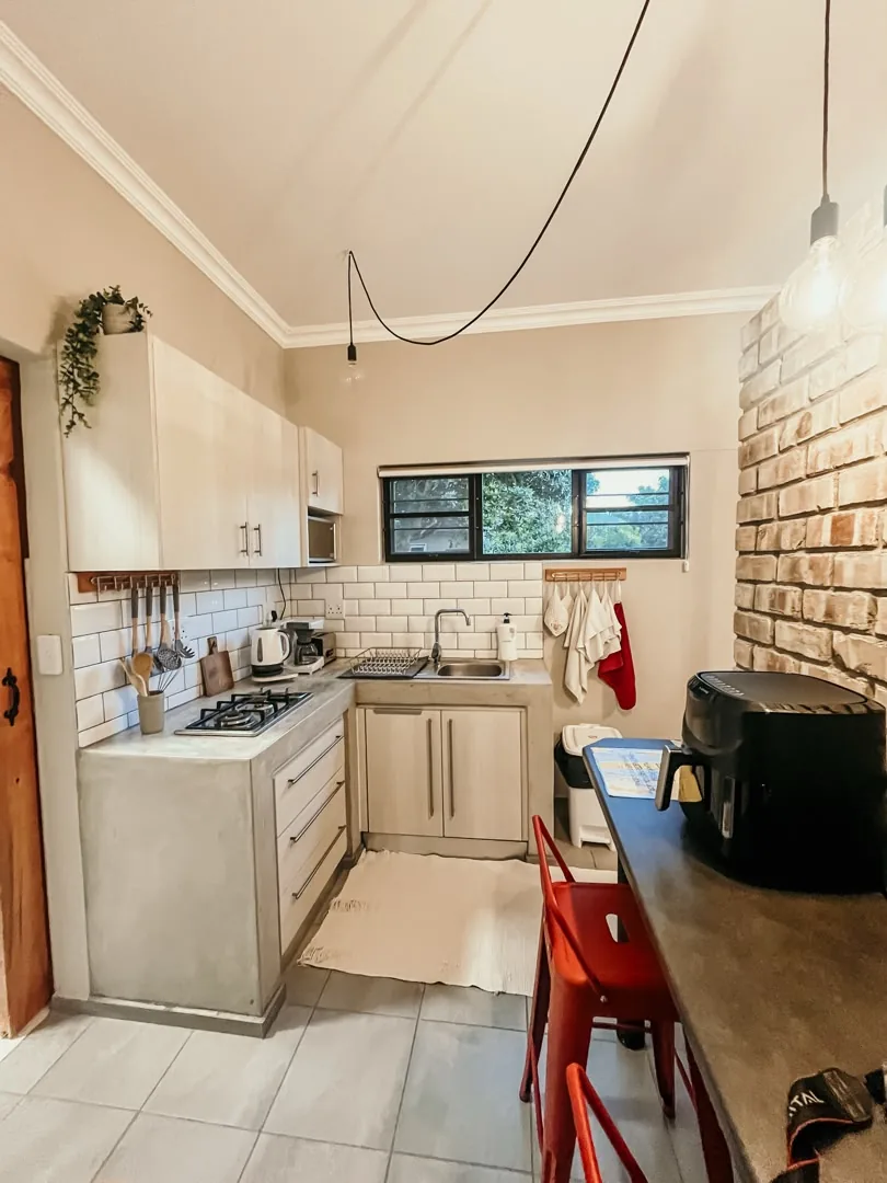 Lion equipped kitchen